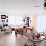 Waterfront 3 Bedroom Beach Apartment