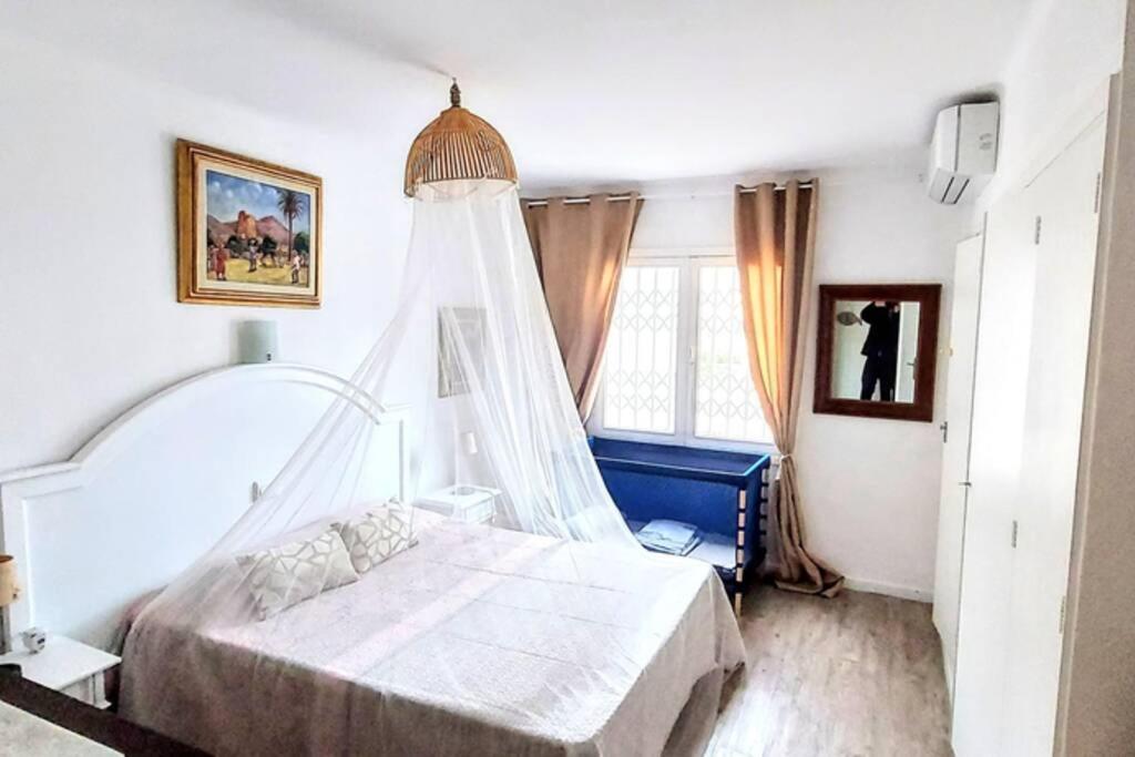 Waterfront 3 Bedroom Beach